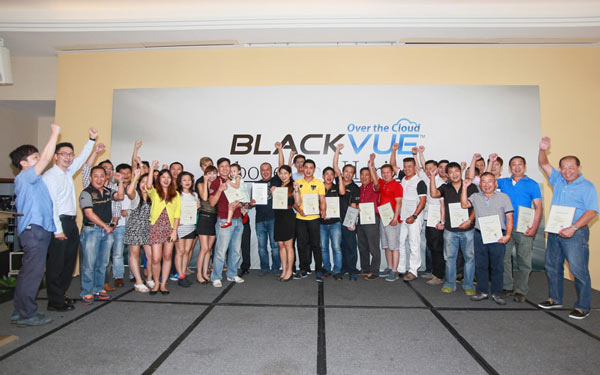 BlackVue-Over-the-Horizon-Event-group-picture.jpg
